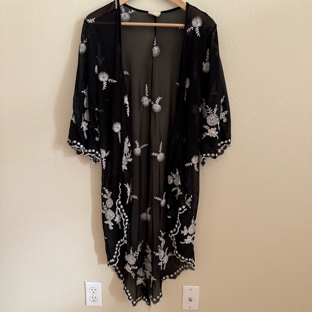Black Embroidered Sheer Duster 3/4 Sleeve Size M by Anthropologie
